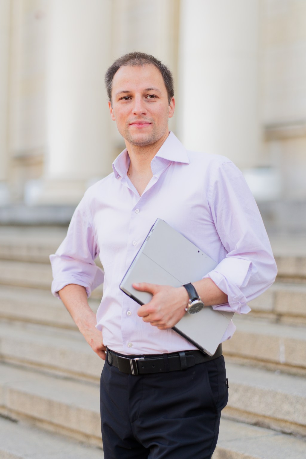 Професионална портретна фотосесия на Ники (за CV&nbsp;:-)